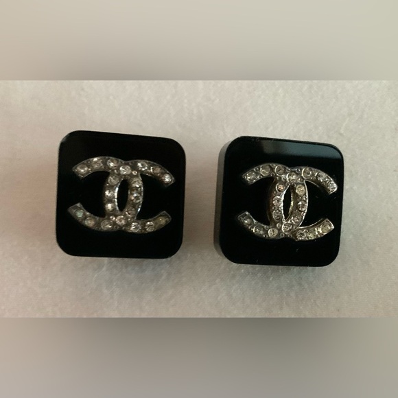 CHANEL Black Resin & CC Rhinestones Logo Square Clip Earrings - Picture 1 of 5